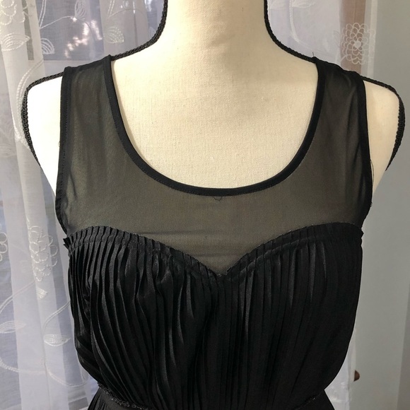 H  & M little black dress SZ M Sweetheart neckline - Picture 1 of 12